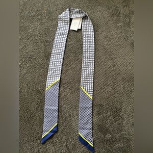 Chase Bank Scarf